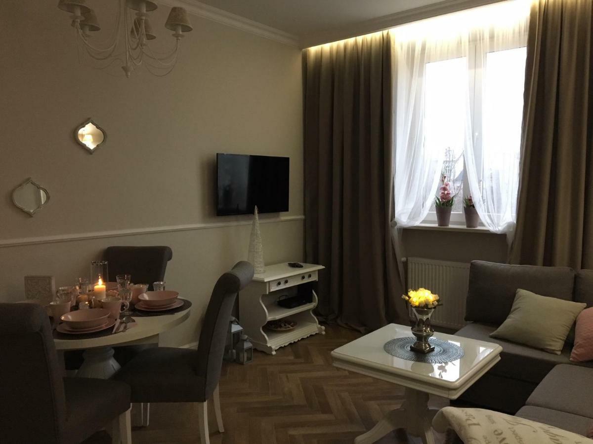 Family & Business Sauna Apartments Sienkiewicza No1 Centrum Plac Lliteratow- Piekny Apartament - 1 Bedroom With Private Sauna, Bath With Hydromassage, Parking كيلتشي المظهر الخارجي الصورة