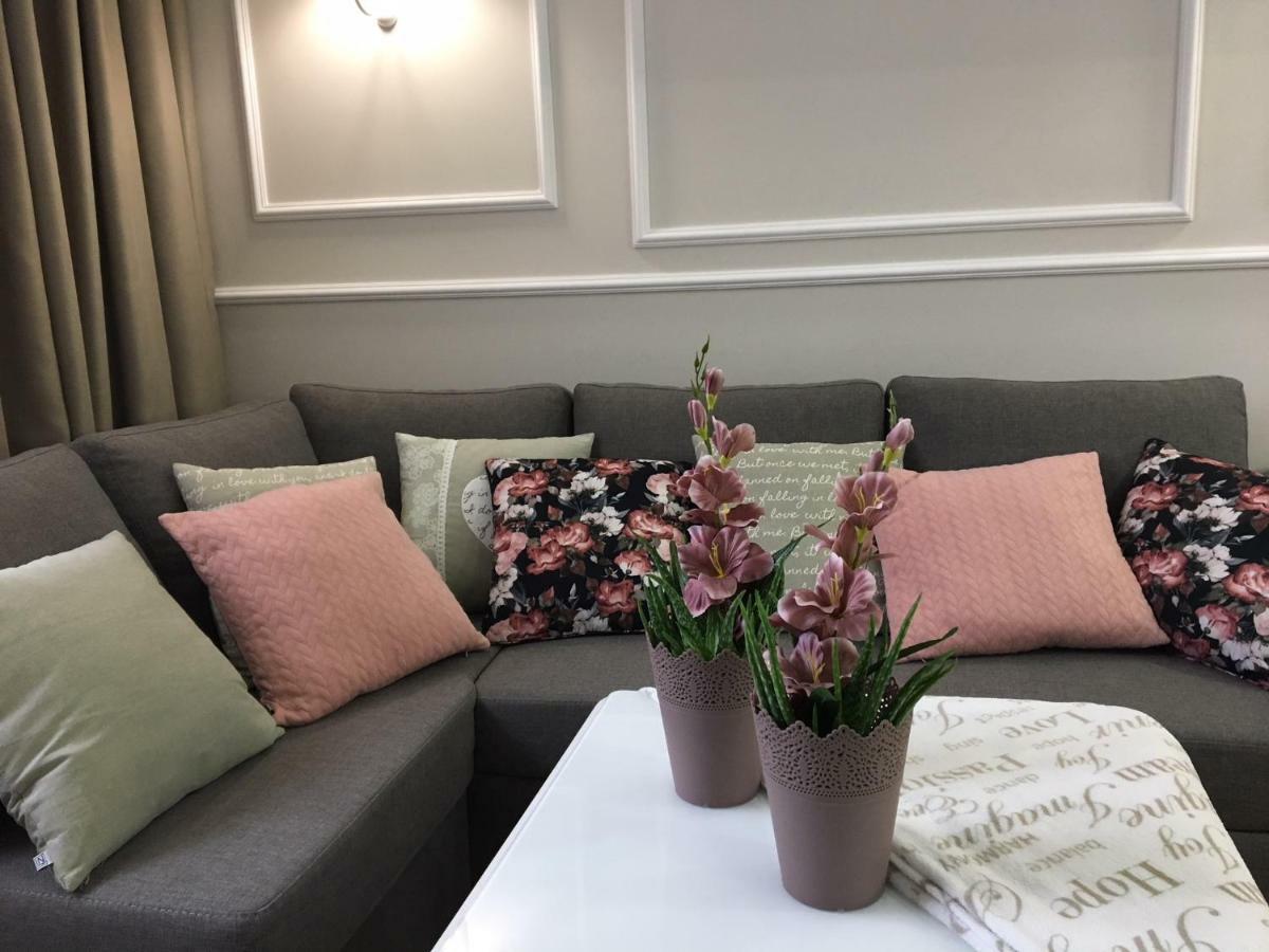 Family & Business Sauna Apartments Sienkiewicza No1 Centrum Plac Lliteratow- Piekny Apartament - 1 Bedroom With Private Sauna, Bath With Hydromassage, Parking كيلتشي المظهر الخارجي الصورة
