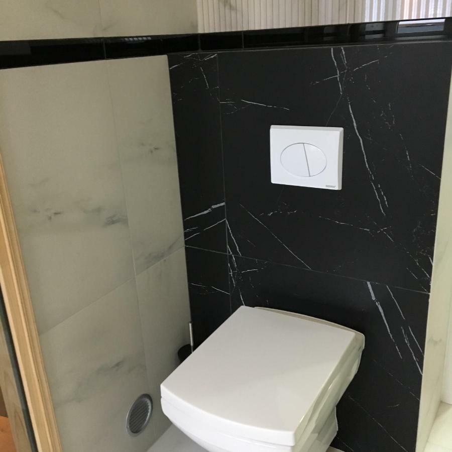 Family & Business Sauna Apartments Sienkiewicza No1 Centrum Plac Lliteratow- Piekny Apartament - 1 Bedroom With Private Sauna, Bath With Hydromassage, Parking كيلتشي المظهر الخارجي الصورة